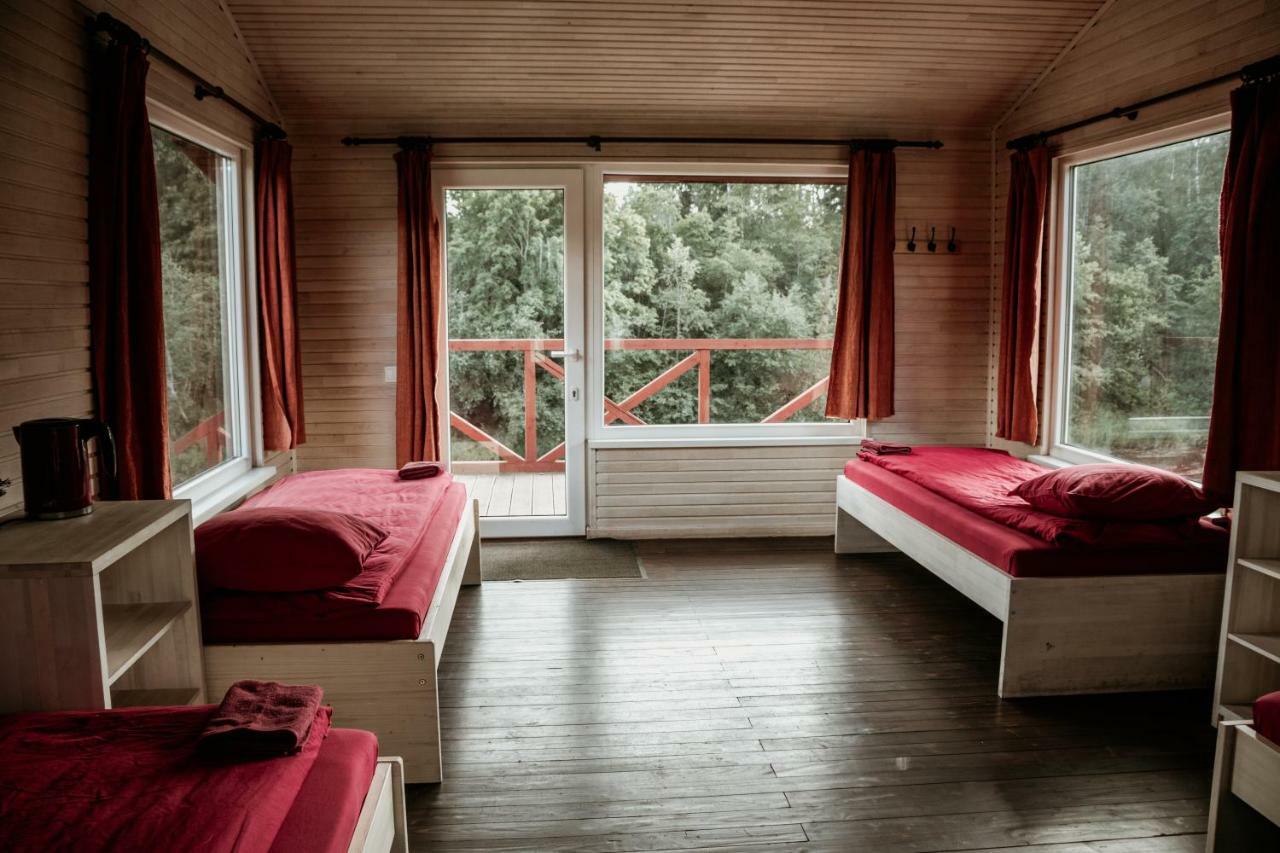 Atputas Baze Ods Hotel Bārta Екстериор снимка